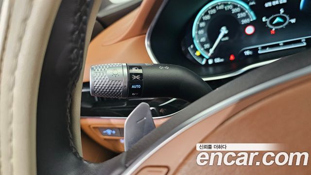 Genesis G80 2022 — photo 35