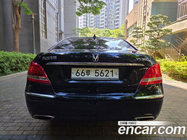 Hyundai Equus 2012 — photo 7