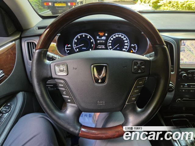 Hyundai Equus 2012 — photo 12