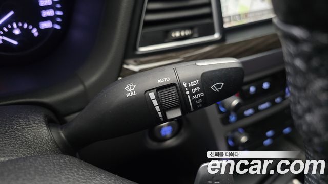 Genesis G80 2020 — photo 28
