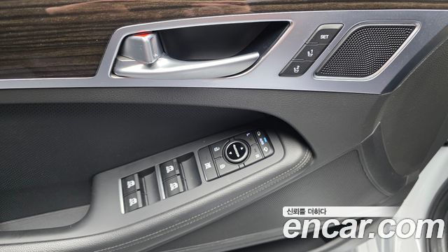 Genesis G80 2020 — photo 29