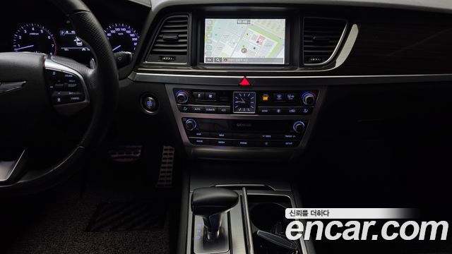 Genesis G80 2020 — photo 31