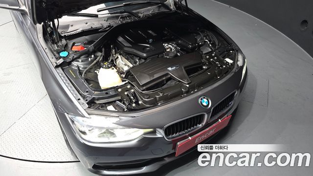BMW 3-Series 2017 — photo 6