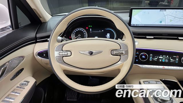 Genesis GV70 2023 — photo 13