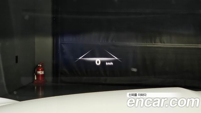 Genesis GV70 2023 — photo 19