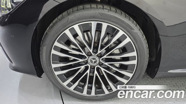 Mercedes-Benz S-Class 2021 — photo 5