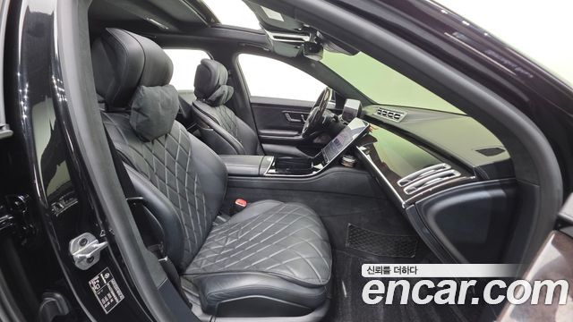 Mercedes-Benz S-Class 2021 — photo 10