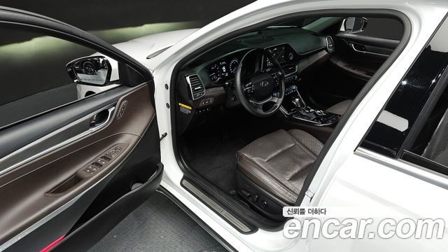 Hyundai Grandeur 2019 — photo 11