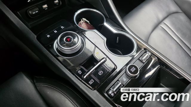 Kia K5 2022 — photo 12