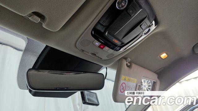 Kia K5 2022 — photo 23