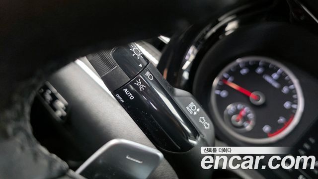 Kia K5 2022 — photo 27