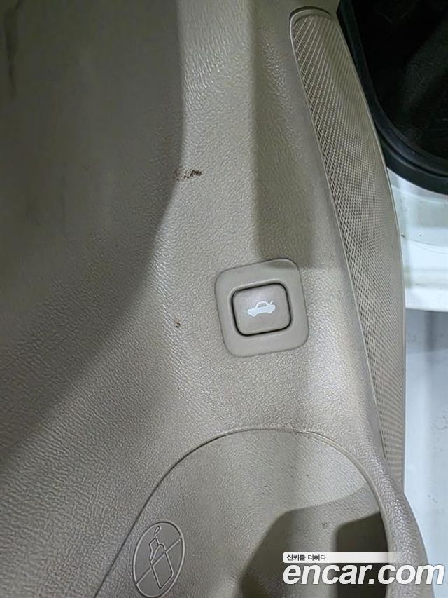 Hyundai AVANTE 2008 — photo 10