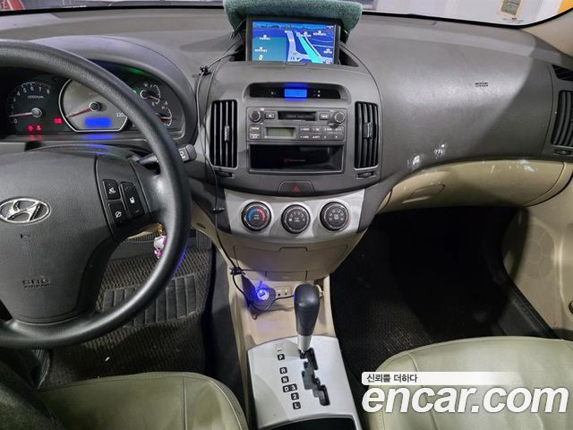 Hyundai AVANTE 2008 — photo 17