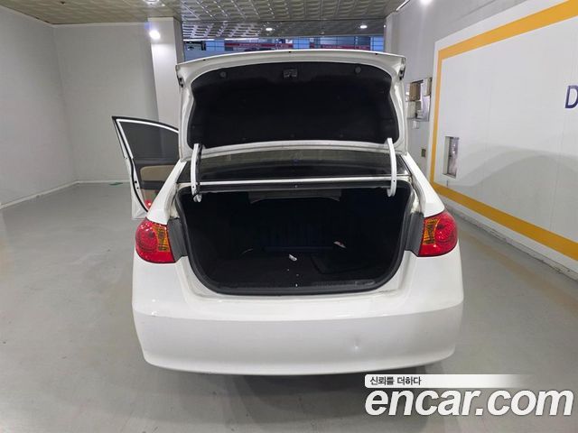 Hyundai AVANTE 2008 — photo 19