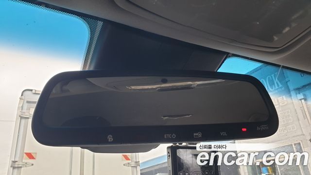 Hyundai Grandeur 2018 — photo 12