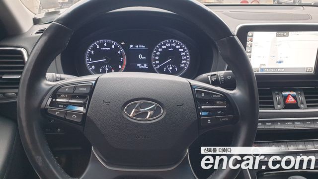 Hyundai Grandeur 2018 — photo 16