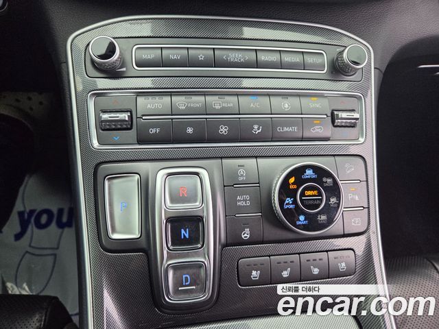 Hyundai Santafe 2021 — photo 13