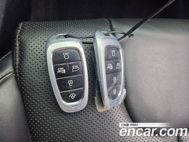 Hyundai Santafe 2021 — photo 15