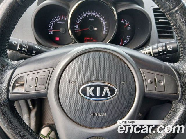 Kia Soul 2011 — photo 11