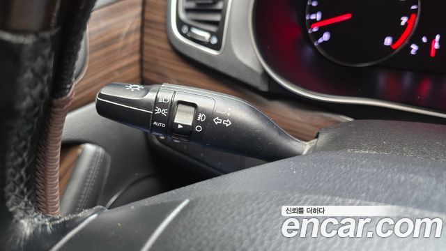 Kia K7 2015 — photo 22