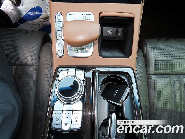 Genesis G90 2021 — photo 12