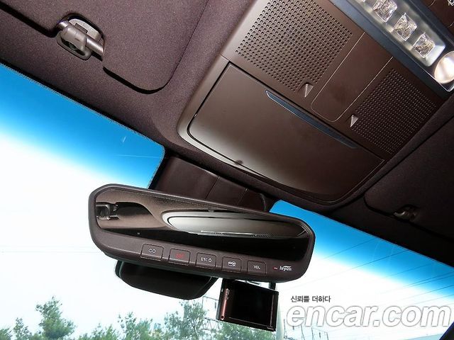Genesis G90 2021 — photo 17