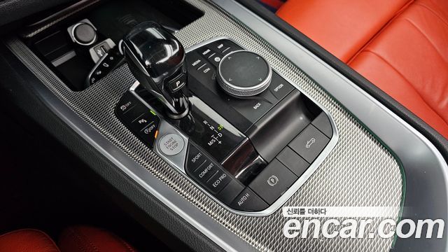 BMW Z4 2019 — photo 12