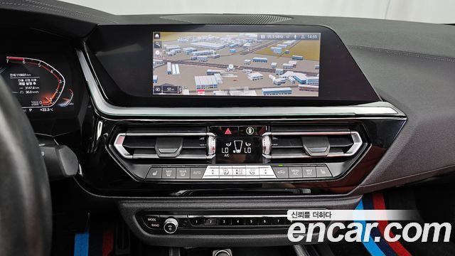 BMW Z4 2019 — photo 20