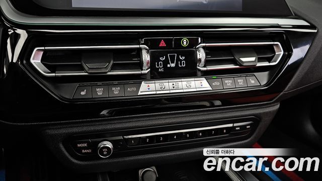 BMW Z4 2019 — photo 27