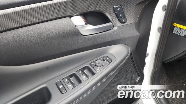Hyundai Santafe 2020 — photo 35