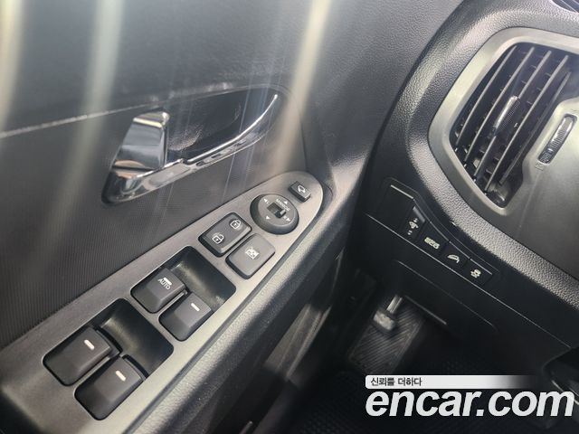 Kia Sportage 2012 — photo 14