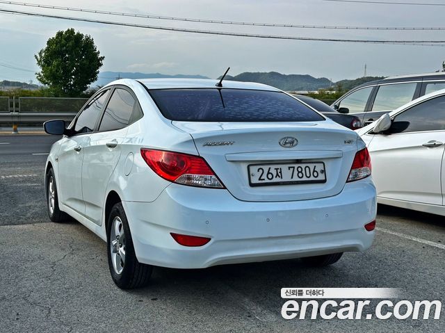 Hyundai Accent 2015 — photo 6