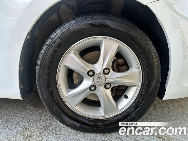 Hyundai Accent 2015 — photo 8