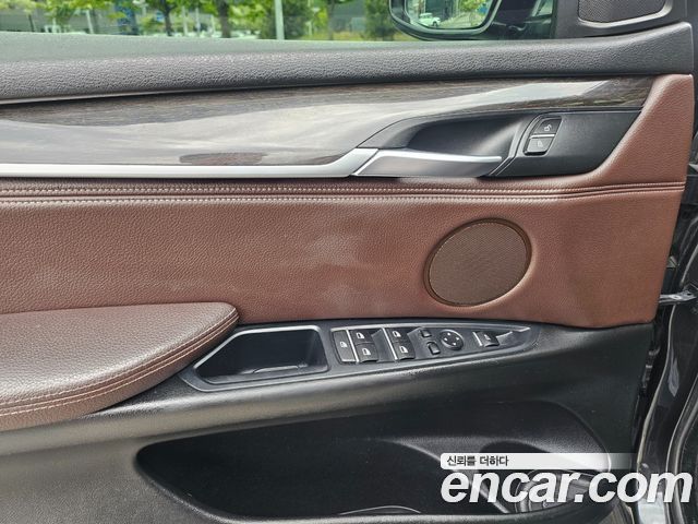 BMW X5 2014 — photo 11