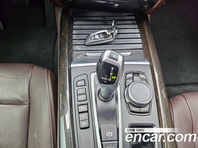 BMW X5 2014 — photo 17
