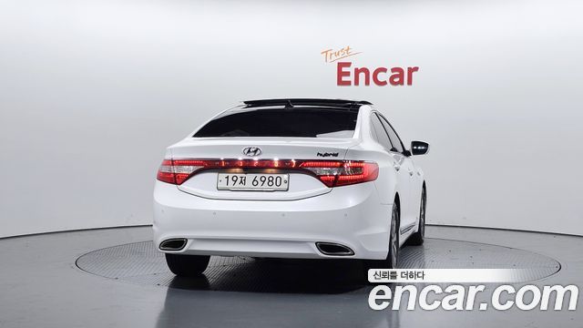 Hyundai Grandeur 2014 — photo 4