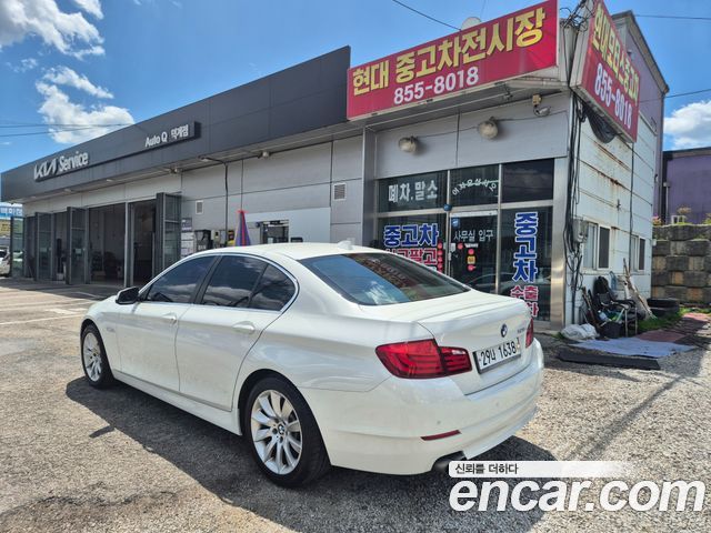 BMW 5-Series 2012 — photo 4