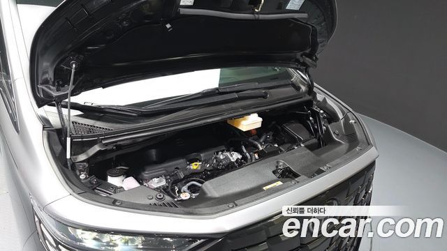 Toyota Alphard 2025 — photo 6