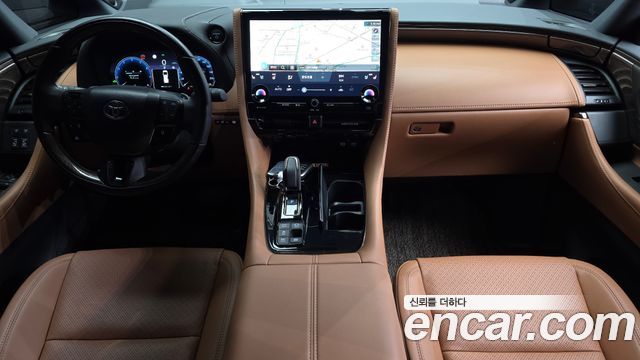 Toyota Alphard 2025 — photo 10