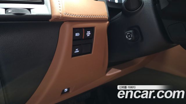 Toyota Alphard 2025 — photo 33