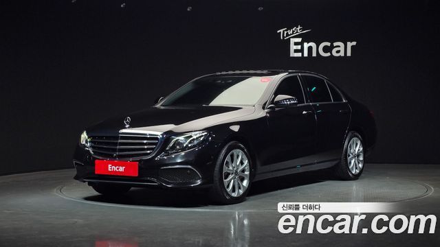 Mercedes-Benz E-Class 2018 — photo 1