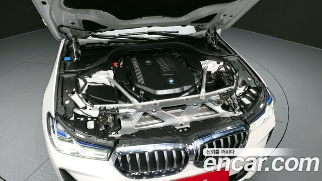 BMW Gran Turismo 2024 — photo 6