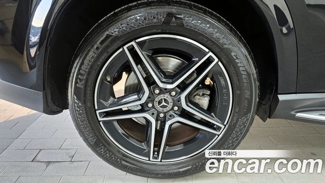 Mercedes-Benz GLE-Class 2020 — photo 5