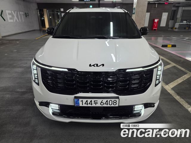 Kia Canival 2024 — photo 2