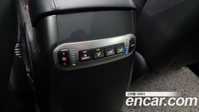 Kia Mohave 2018 — photo 28
