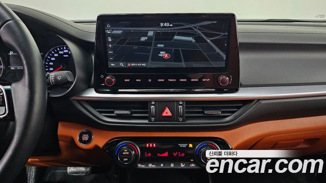 Kia K3 2022 — photo 13