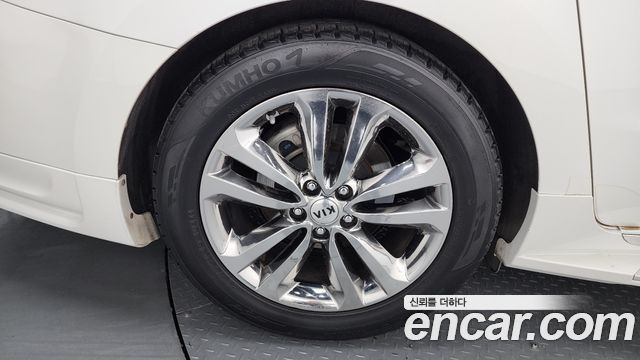 Kia Canival 2018 — photo 5