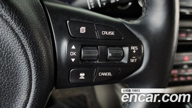 Kia Canival 2018 — photo 22