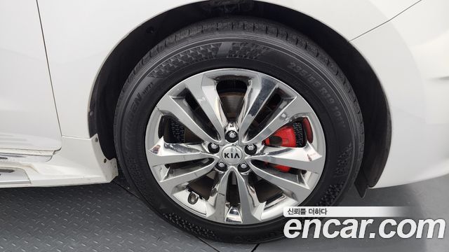 Kia Canival 2018 — photo 7