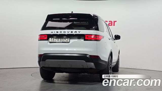 Land Rover Discovery 2019 — photo 4